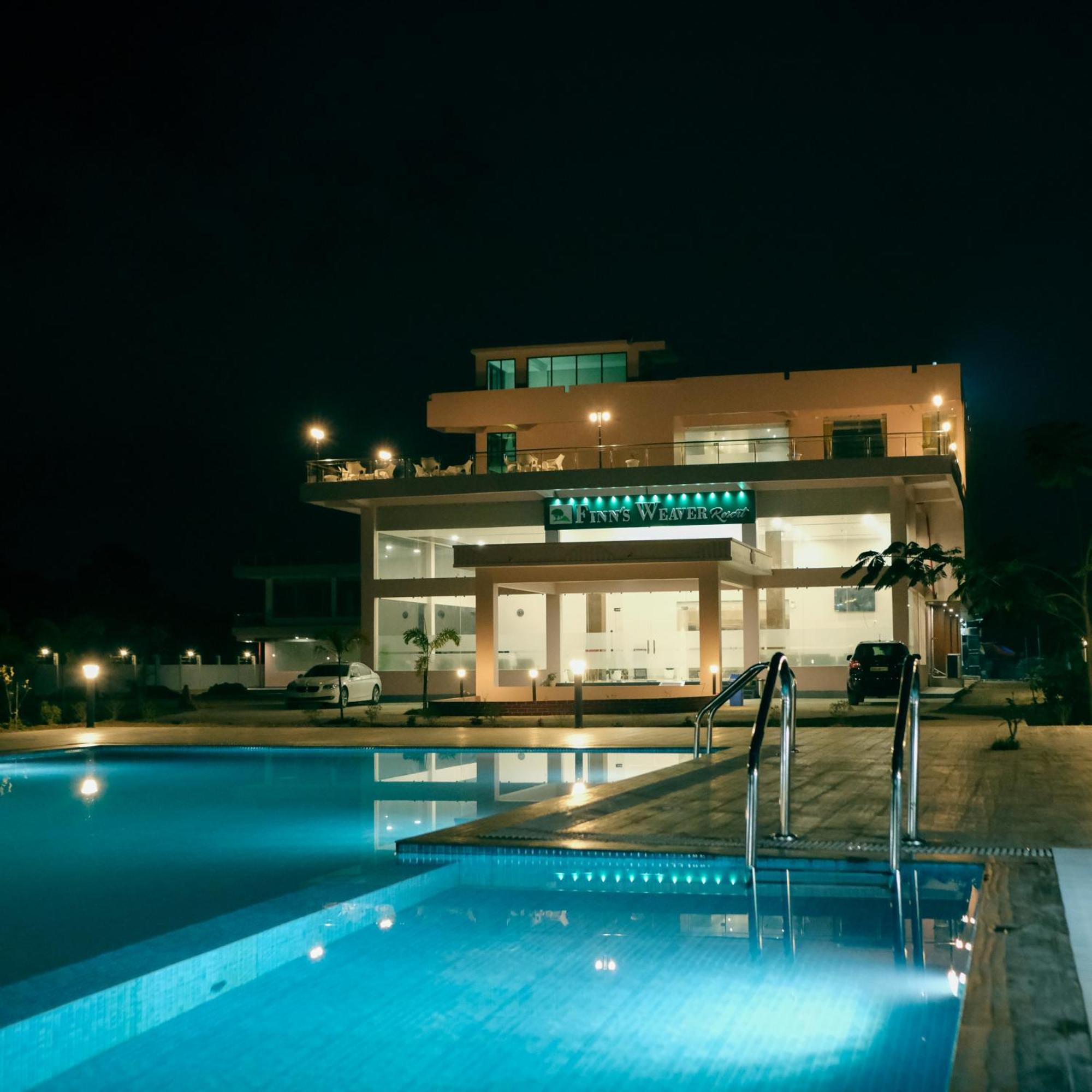 Finn'S Weaver Resort, Kāziranga エクステリア 写真